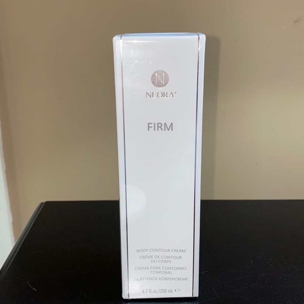 Neora Firm Cream